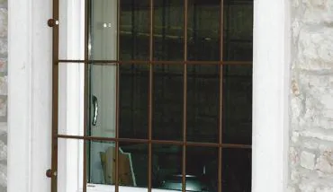 Inferriate e porte